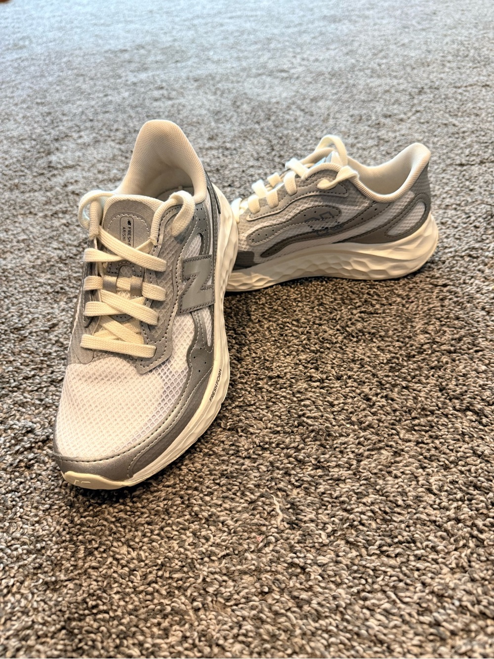 Size 5M/6.5W - New Balance Women's Fresh Foam Arishi v4 Sneakers - WARISTS4